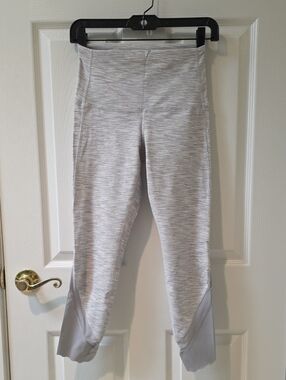 Lululemon High Rise Light Gray Heather Active Leggings